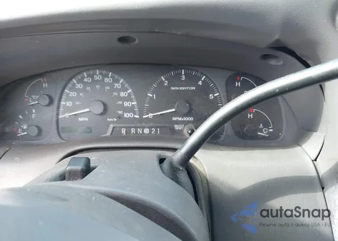 2000 Lincoln Navigator from USA, damaged, VIN 5LMPU28A9YLJ02329